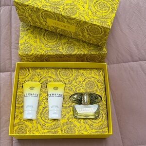 Versace Yellow Diamond Fragrance and Lotion Set